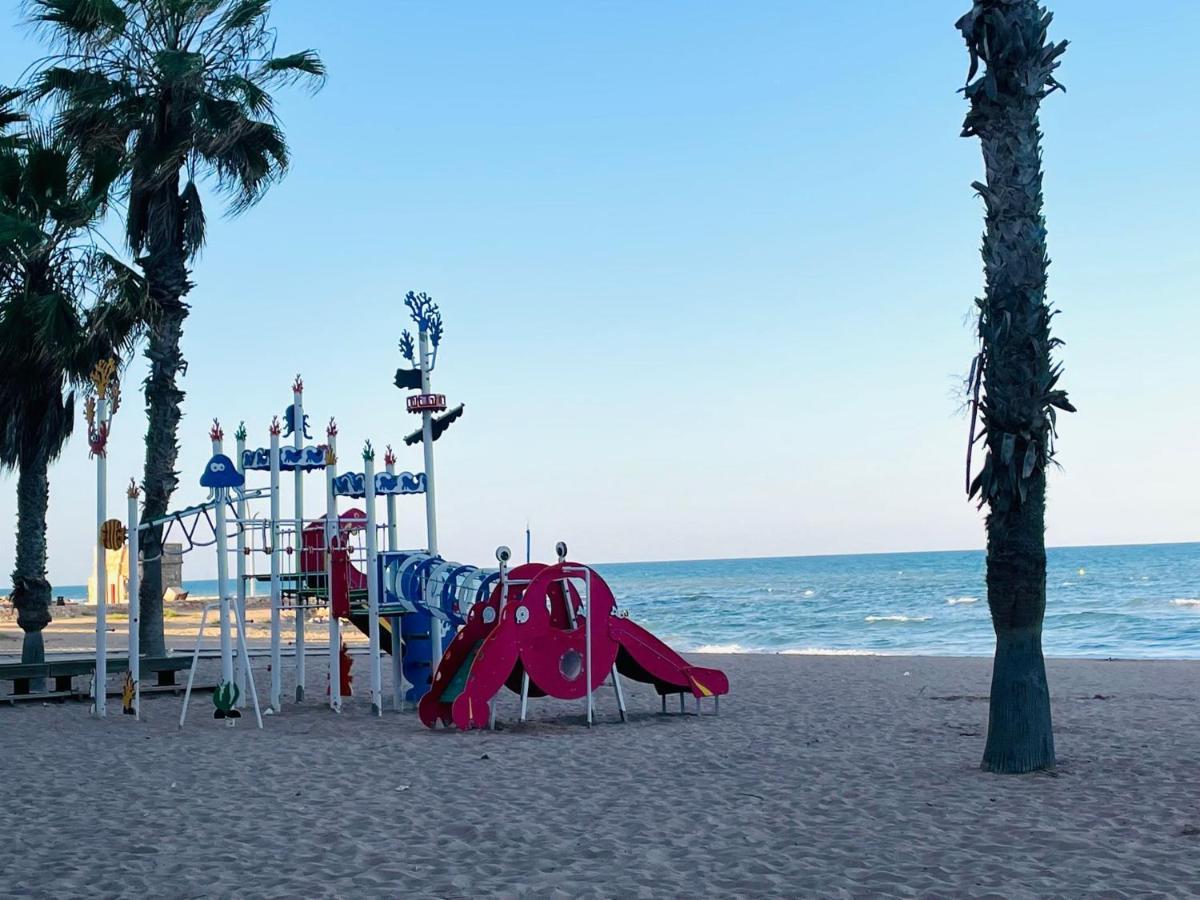 El Papagayo Apartment 2 Mins Walking To The Beach Torrevieja Esterno foto