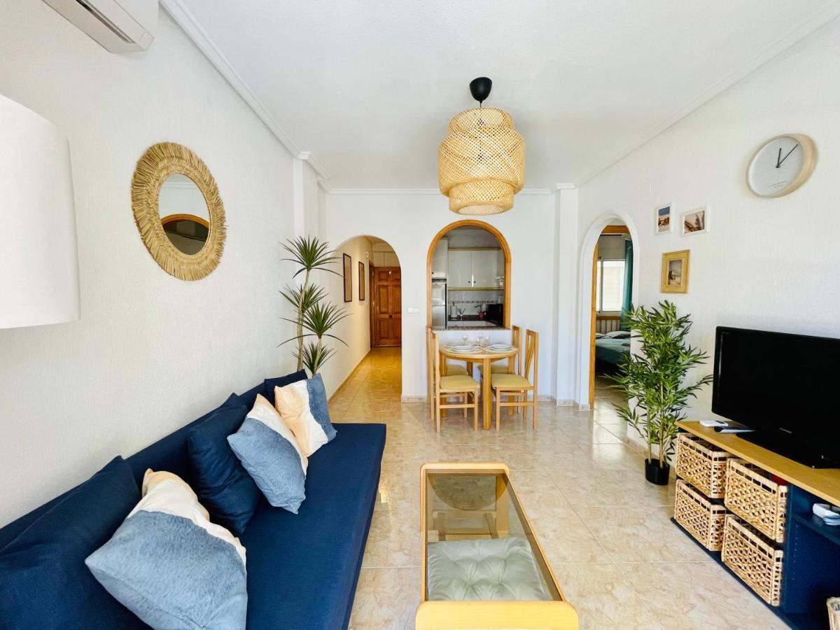 El Papagayo Apartment 2 Mins Walking To The Beach Torrevieja Esterno foto