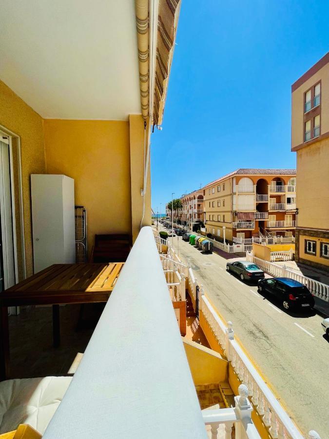 El Papagayo Apartment 2 Mins Walking To The Beach Torrevieja Esterno foto
