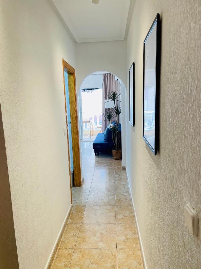El Papagayo Apartment 2 Mins Walking To The Beach Torrevieja Esterno foto