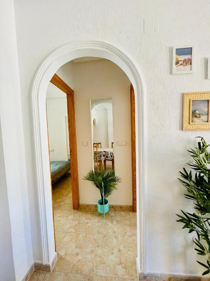 El Papagayo Apartment 2 Mins Walking To The Beach Torrevieja Esterno foto